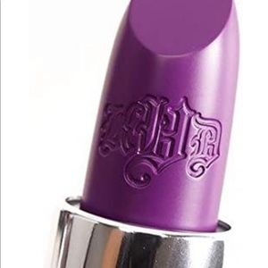 Kay Von D Studded kiss Creme lipstick